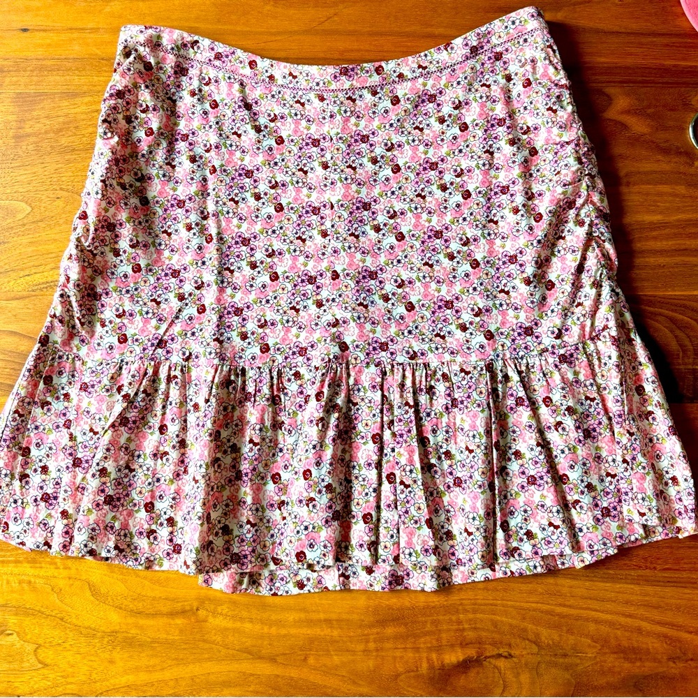 Juicy Couture Floral Mini Skirt, Size 6🔥🔥🔥🔥